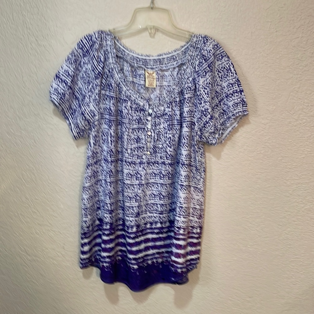 Faded glory large size 12 to 14 blue and white top